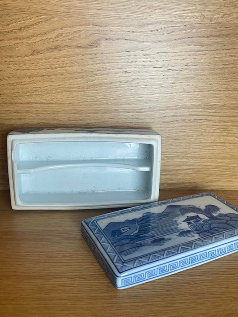 Antique Chinese Blue White Porcelain Box, Qianlong Mark Covered Box - 4