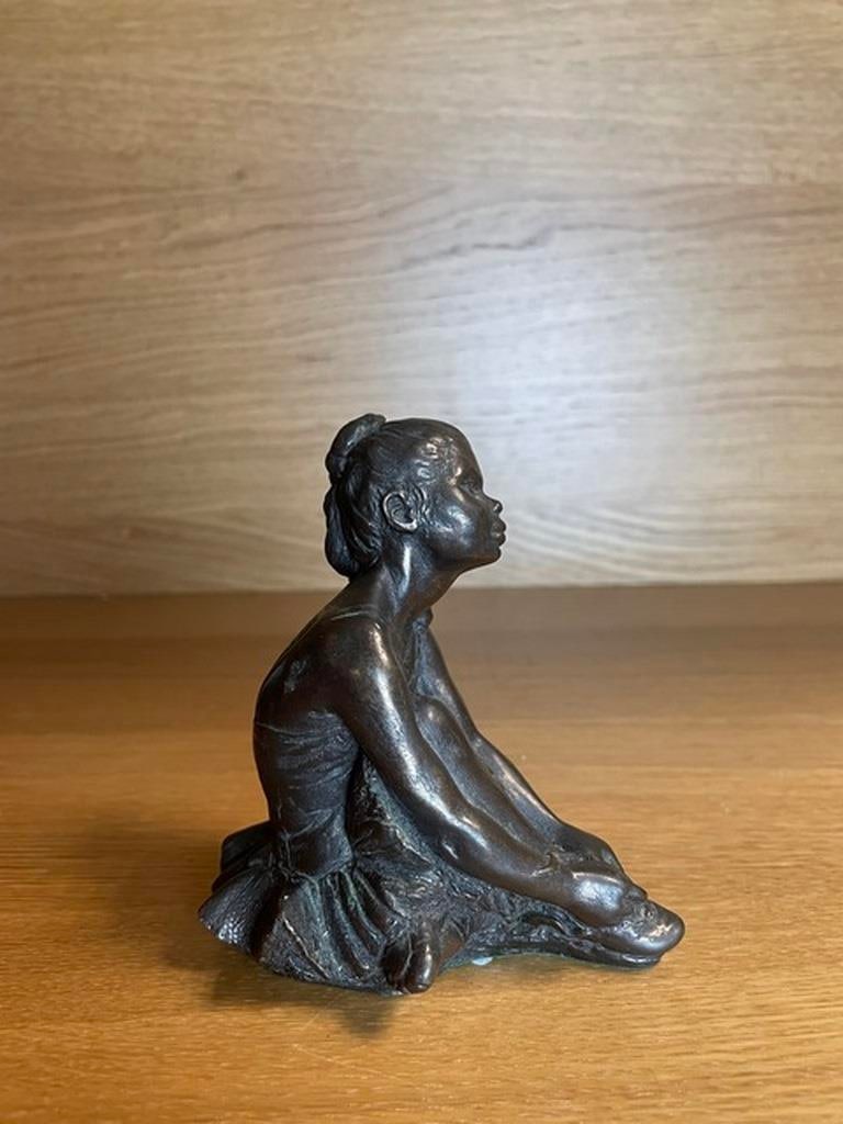 Little boy bronze sculpture - 4