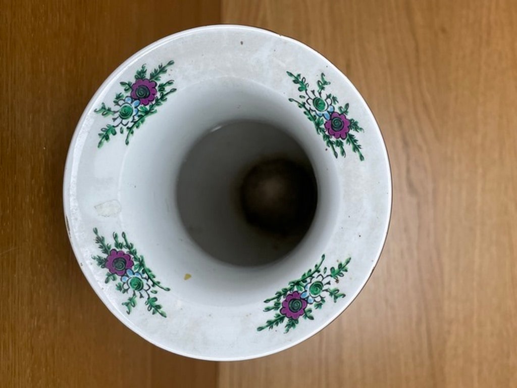 Antique Large Handpainted Chinese Ceramic Vase - 4