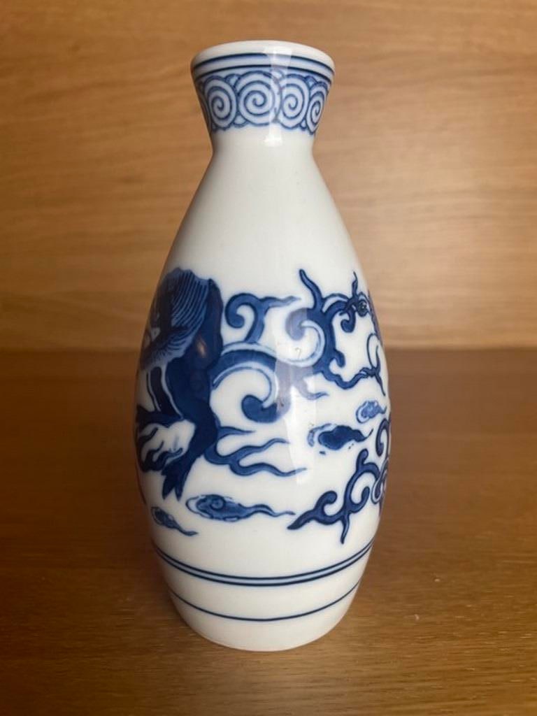 Japanese Porcelain Sometsuke Sake Bottle Tokkuri Vtg Blue White - 2