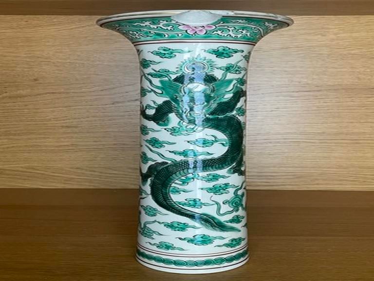 Old Chinese Kangxi Style Famille Verte Sleeve Vase With Dragons (1 of 4)