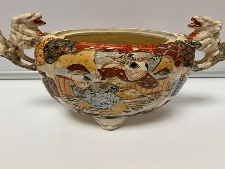 Antique Japanese Meiji Period Satsuma Incense Pot - 4