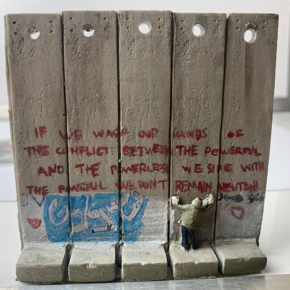 BANKSY. THE WALLED OFF HOTEL- WALL SECTION ART-2022: BANKSY. THE WALLED OFF HOTEL- WALL SECTION ART- 2022 New Edition Wall Sculpture. Hand Painted. Wall Sculpture.Wall Section- 5 Panels - Size- 8.8 x 7.7 x 3.1cm Limited edition of 100- The Walled Off