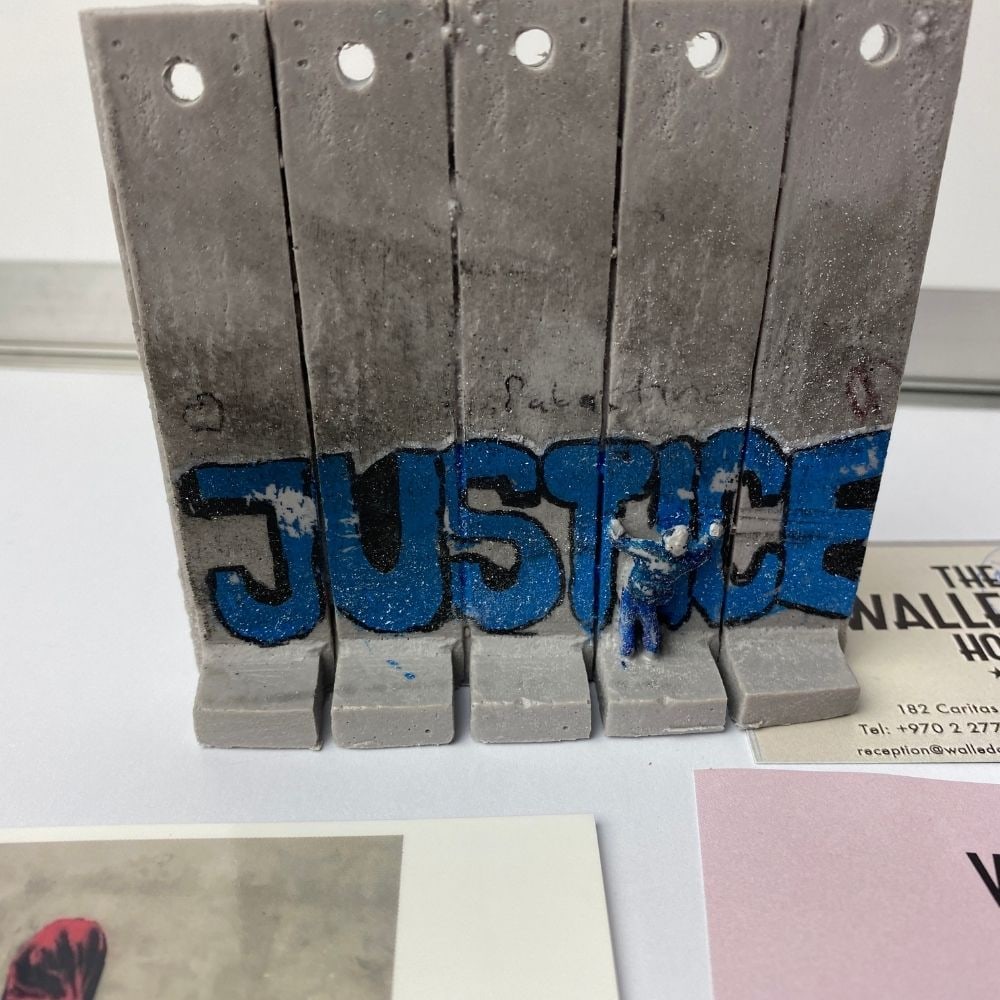 BANKSY. THE WALLED OFF HOTEL- WALL SECTION ART: BANKSY. THE WALLED OFF HOTEL- WALL SECTION ART- 2022 New Edition Wall Sculpture. Hand Painted. Wall Sculpture.Wall Section- 5 Panels - Size- 8.8 x 7.7 x 3.1cm Limited edition of 100- The Walled Off