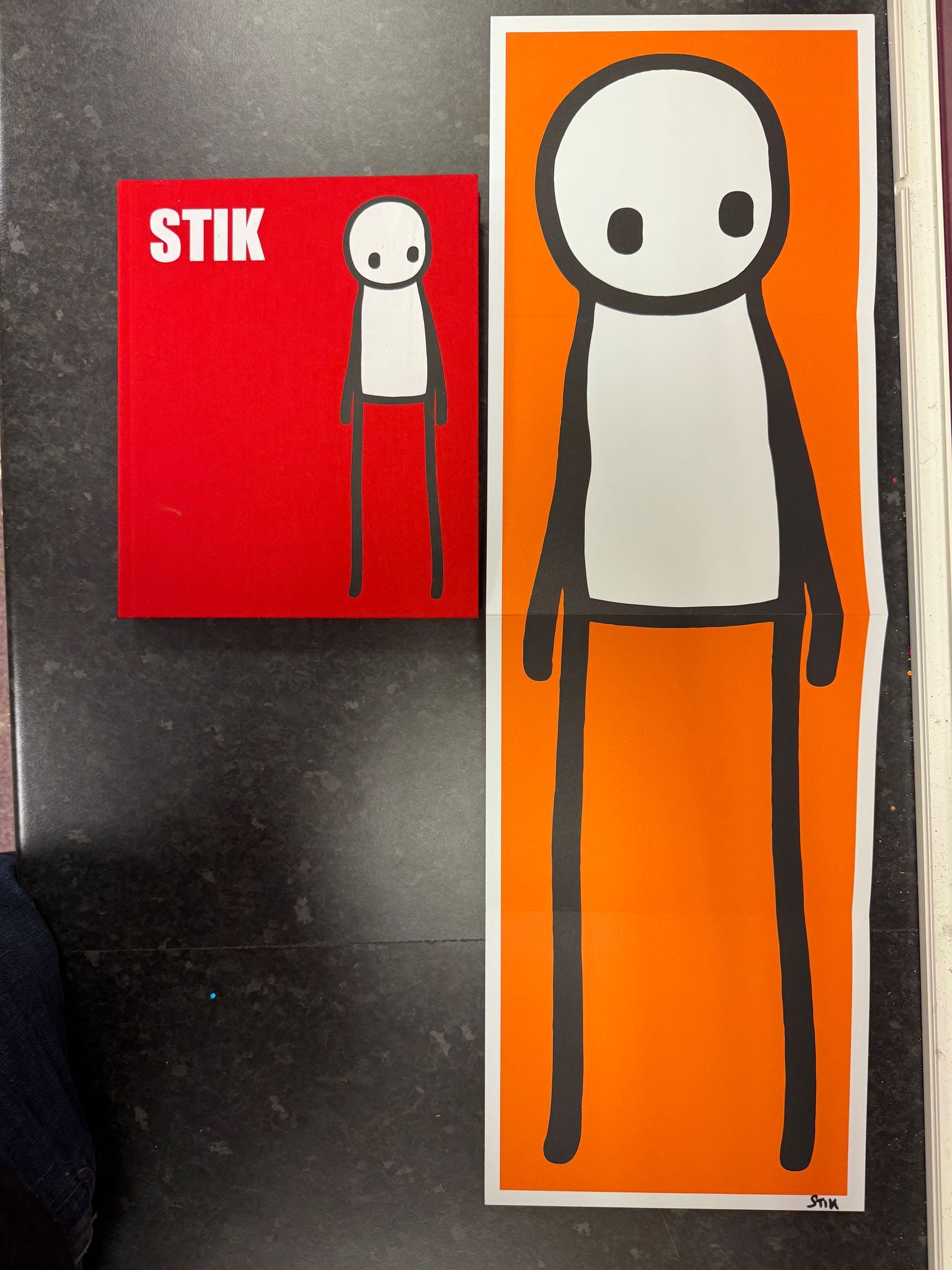 Stik, Sigend, Poster and Book,: Stik, Sigend, Poster and Book,