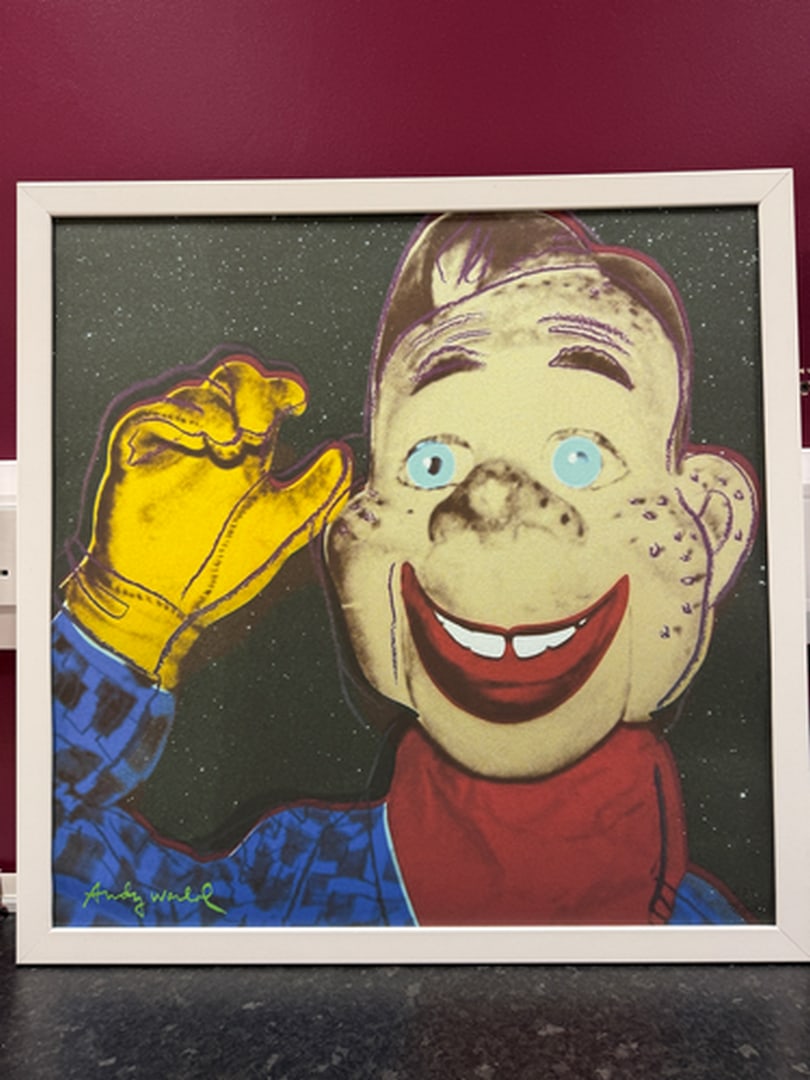 ANDY WARHOL RARE 1986 LMD ED LARGE FINE ART LITHOGRAPH PRINT~(23 1/2"""" W X 23 5/8"""" H): ANDY WARHOL RARE 1986 LMD ED LARGE FINE ART LITHOGRAPH PRINT~(23 1/2" W X 23 5/8" H) THE PRINT IS SIGNED IN THE PLATE, HAND NUMBERED FROM THE EDITION OF 2400, CMOA STAMP ON THE REVERSE BACK SIDE. IT F