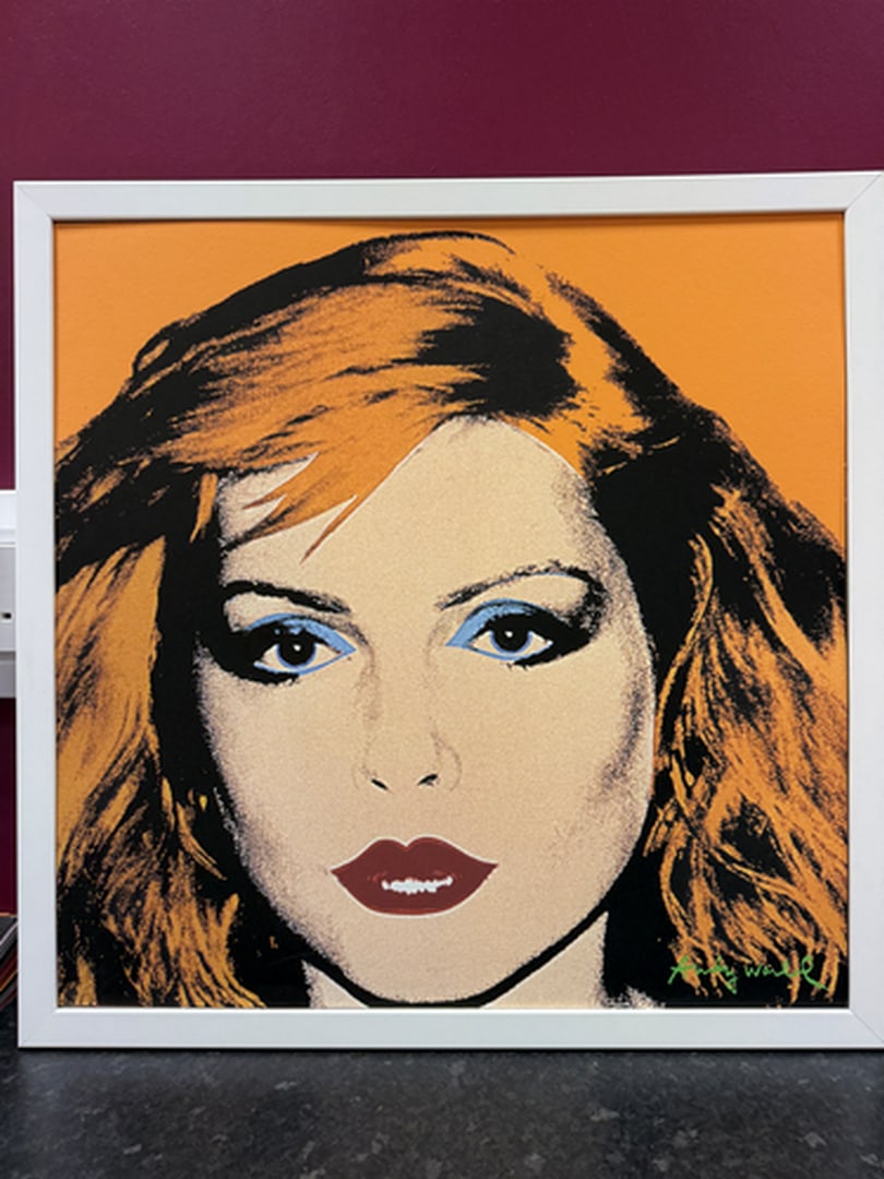 ANDY WARHOL RARE 1986 LMD ED LARGE FINE ART LITHOGRAPH PRINT.: ANDY WARHOL RARE 1986 LMD ED LARGE FINE ART LITHOGRAPH PRINT~(23 1/2" W X 23 5/8" H) THE PRINT IS SIGNED IN THE PLATE, HAND NUMBERED FROM THE EDITION OF 2400, CMOA STAMP ON THE REVERSE BACK SIDE. IT F