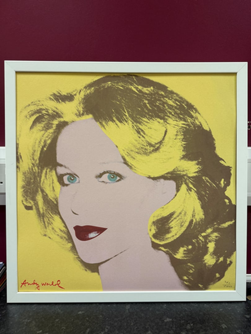 ANDY WARHOL RARE 1986 LMD ED LARGE FINE ART LITHOGRAPH PRINT.: ANDY WARHOL RARE 1986 LMD ED LARGE FINE ART LITHOGRAPH PRINT~(23 1/2" W X 23 5/8" H) THE PRINT IS SIGNED IN THE PLATE, HAND NUMBERED FROM THE EDITION OF 2400, CMOA STAMP ON THE REVERSE BACK SIDE. IT F