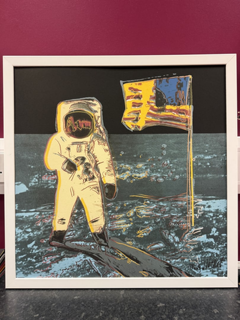 ANDY WARHOL RARE 1986 LMD ED LARGE FINE ART LITHOGRAPH PRINT.: ANDY WARHOL RARE 1986 LMD ED LARGE FINE ART LITHOGRAPH PRINT~(23 1/2" W X 23 5/8" H) THE PRINT IS SIGNED IN THE PLATE, HAND NUMBERED FROM THE EDITION OF 2400, CMOA STAMP ON THE REVERSE BACK SIDE. IT F