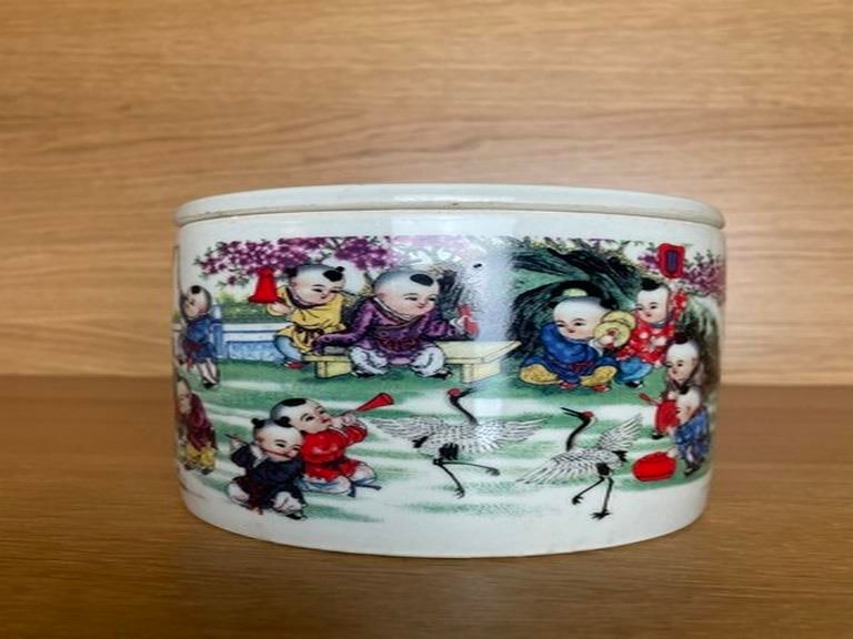Chinese Pastel Porcelain Porcelain Hand-paint Children Playing Pot (1 of 4)