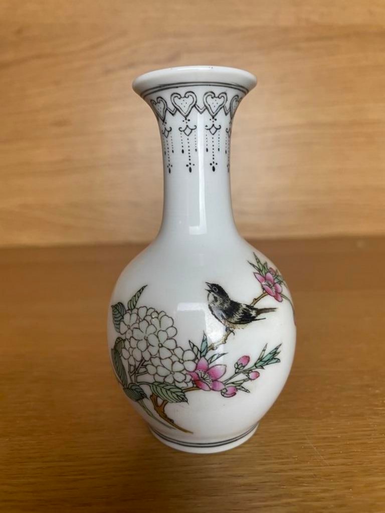 Old Chinese Hand Painted Porcelain Miniature Vase Signed (1 of 5)