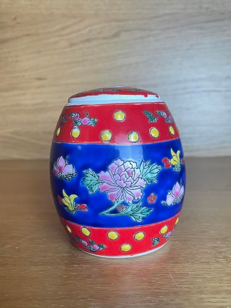 Chinese antique famille rose porcelain Jar Qing Daoguang period handmade rare (1 of 5)