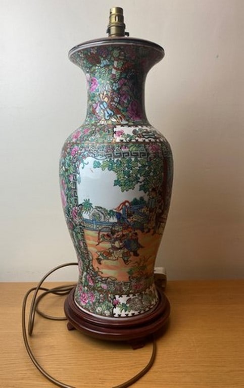Tall Vintage Rose Medallion Lamp: Very Pretty and Tall Rose Medallion Lamp. It's in very good condition. Some wear to the finish, no chips or cracks. Lamp depicts an Emperors court scene. Very Pretty florals and butterflies. A lovely 
