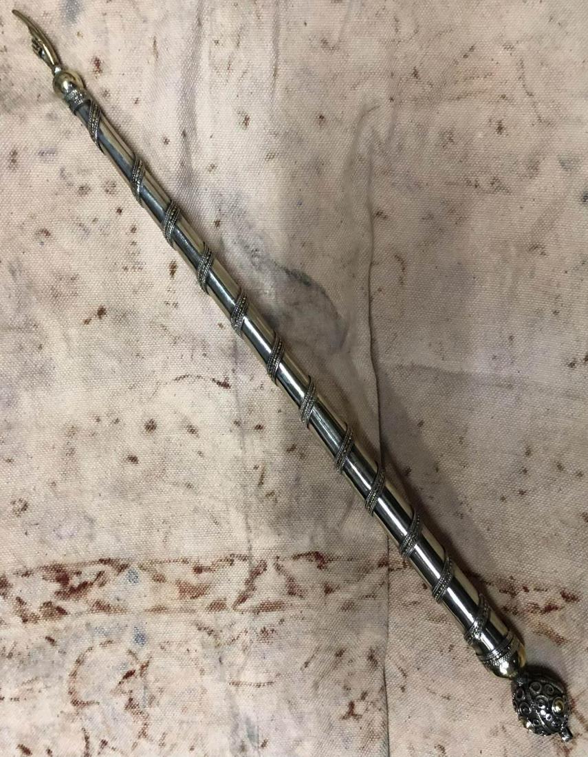 Judaica, Perisian, TORA HAND (pointer) silver, and: hand made one of a kind Perisian, TORA HAND (pointer) silver, and agate stones early 1900's to mid 1900's time of the shah. 45cm