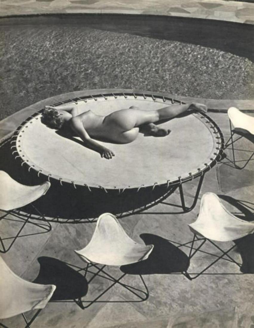 ANDRE DE DIENES - Marilyn Monroe Framed photo: ANDRE DE DIENES - Marilyn Monroe. 8x10 framed photo. Framed size Approx: 14x16 inches. Metallic Finish Photo Print Size 8x10 Printed in a Professional Photo Lab. Bright, durable, tear resistant premiu