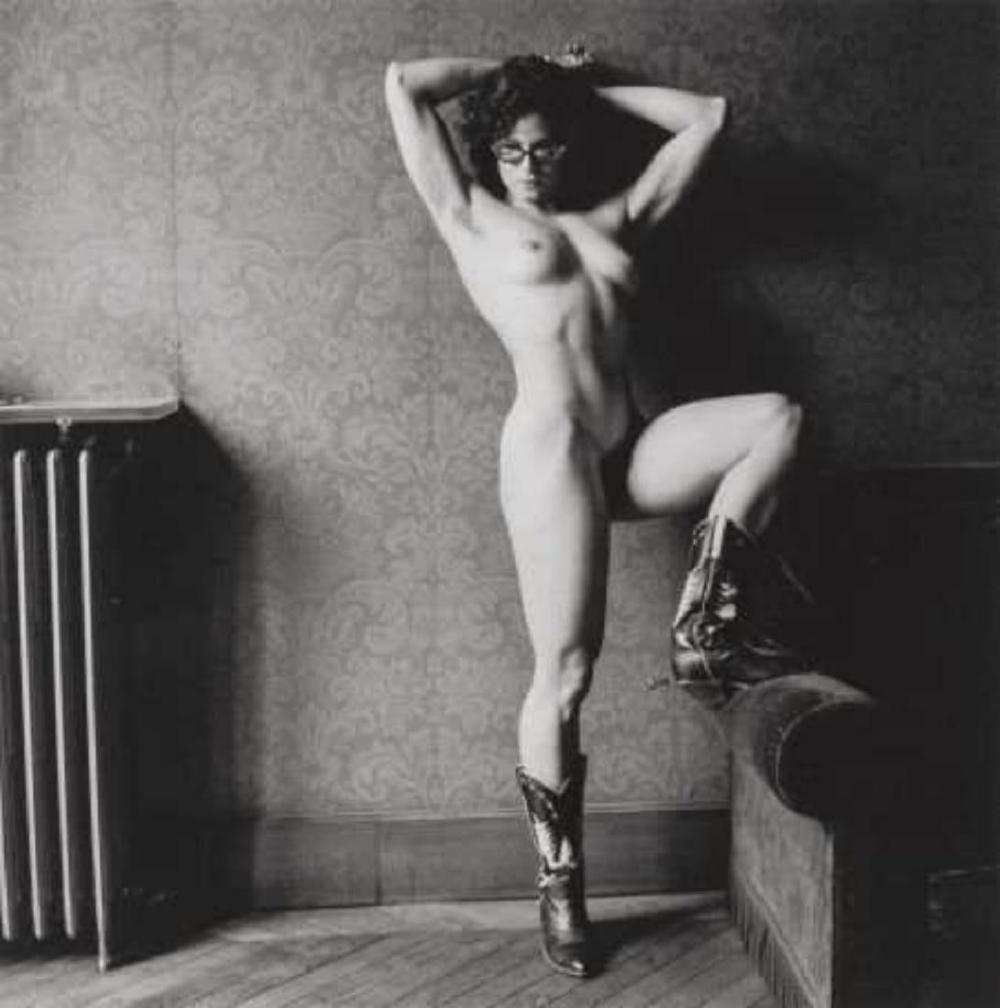 Helmut Newton, Lisa Lyon IV, Paris 1980: Helmut Newton, Lisa Lyon IV, Paris 1980. Vintage printing from portraits The actual items are crisp images Black on black archival matting , approx : 11x14 inches