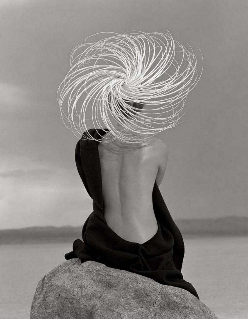 Herb Ritts - Now and Zen El Mirage 1999: Herb Ritts - Now and Zen El Mirage 1999. Vintage printing from portraits The actual items are crisp images Black on black archival matting , approx : 11x14 inches
