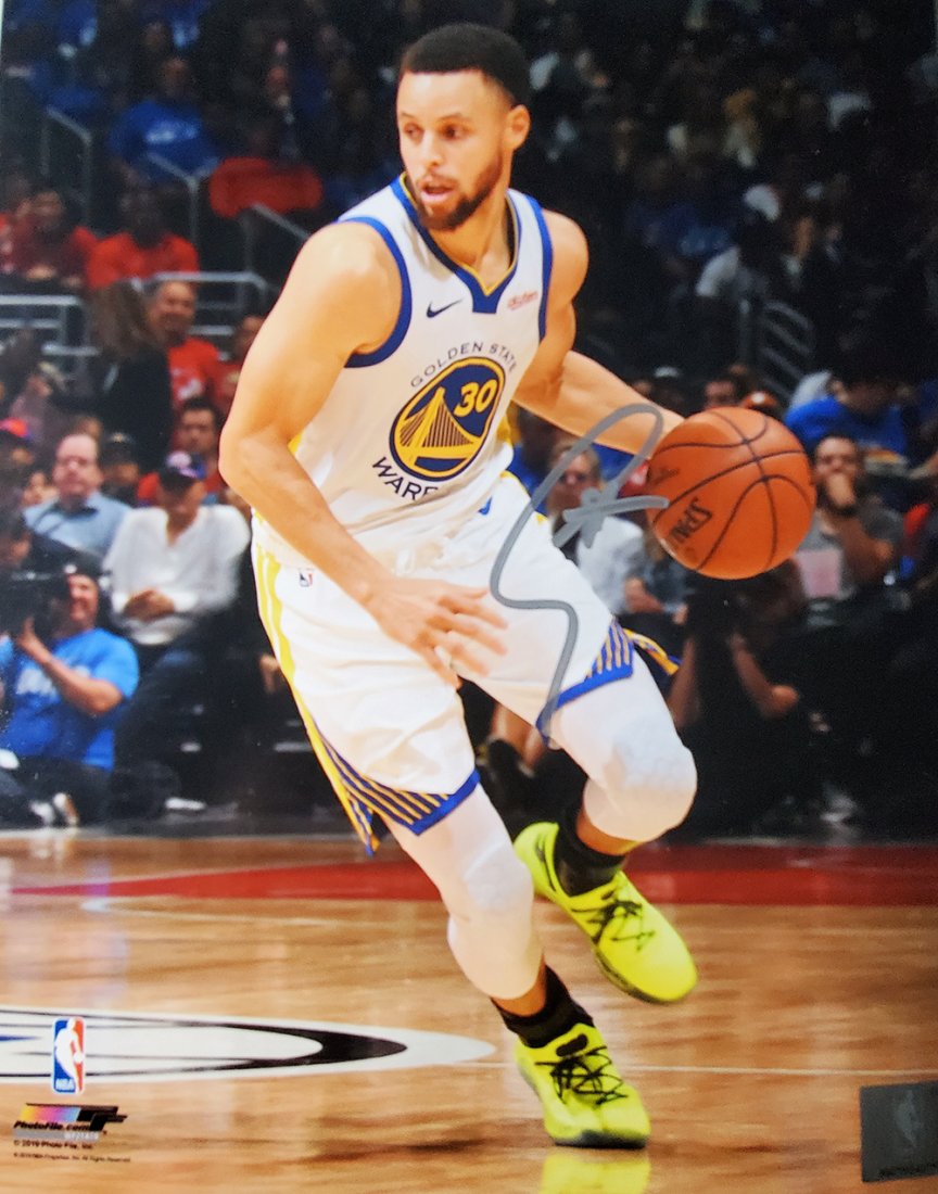 Stephen Curry, Autographed 8x10 photo: Stephen Curry, Autographed 8x10 photo