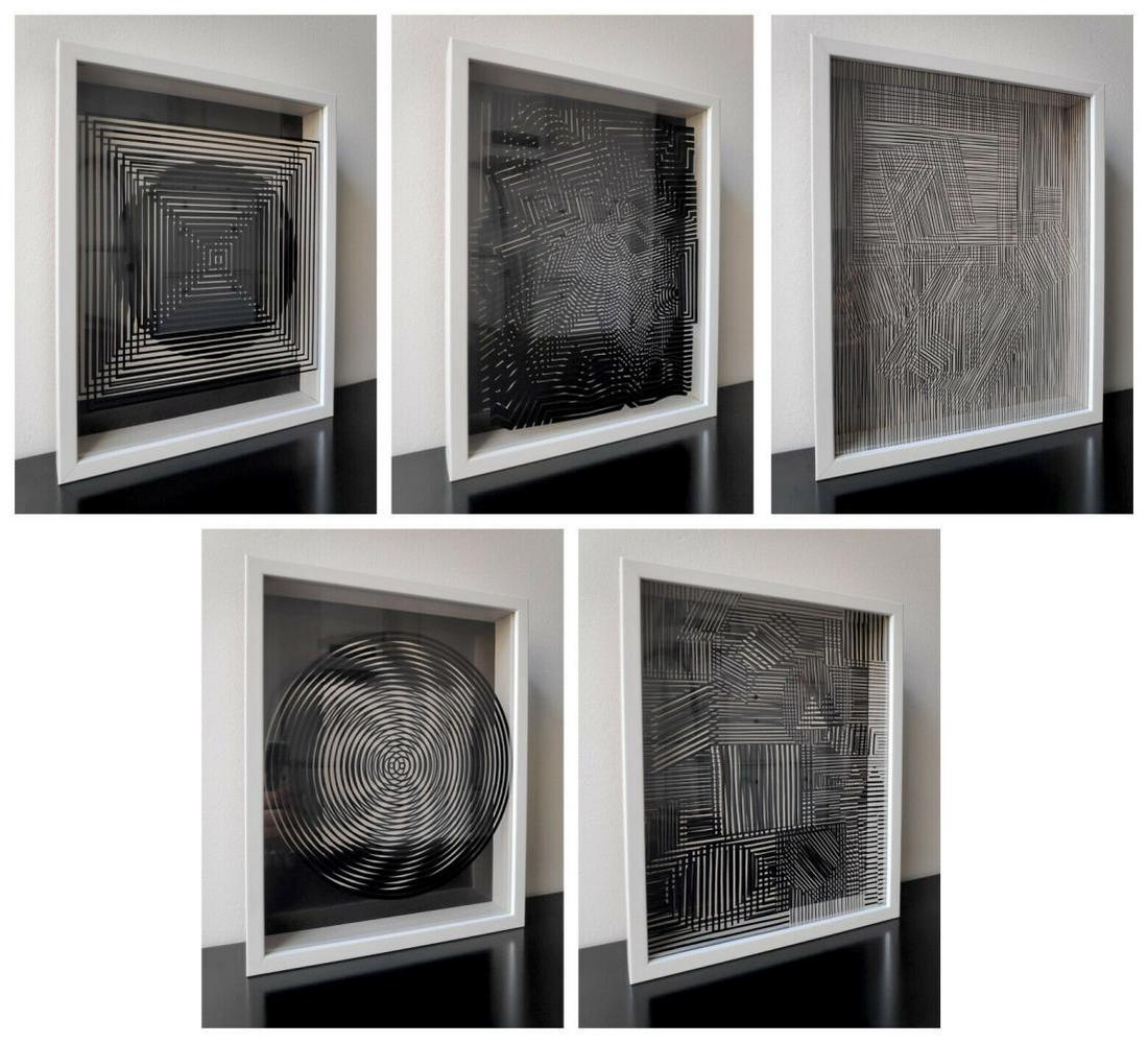 Victor Vasarely - Cinetiques, A set of 5 sculptures/obj: Victor Vasarely - CinetiquesA complete set of five 3D sculptures/objects custom framed in gallery wooden frames with glass.Dimensions: 34 x 28 cm (13.5 x 11 in.)Published by Editions du Griffon Neucha