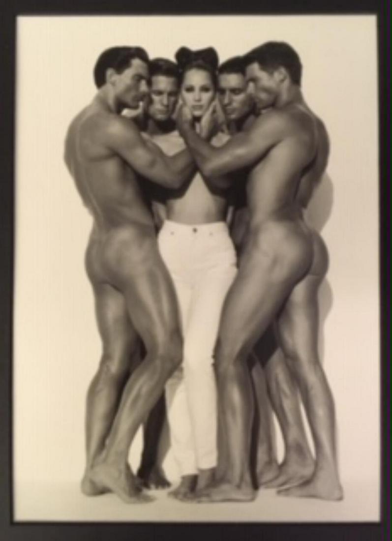 Herb Ritts, Christy Turlington, Valentino 7, Miami,: Herb Ritts, Christy Turlington, Valentino 7, Miami, 1995. Vintage printing from portraits The actual items are crisp images Black on black archival matting , approx : 11x14 inches