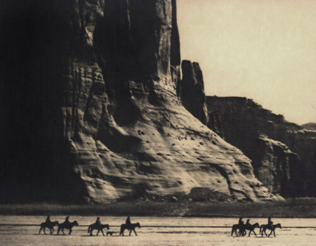 EDWARD CURTIS, AMERICAN INDIAN Canyon De Chelly (1 of 1)