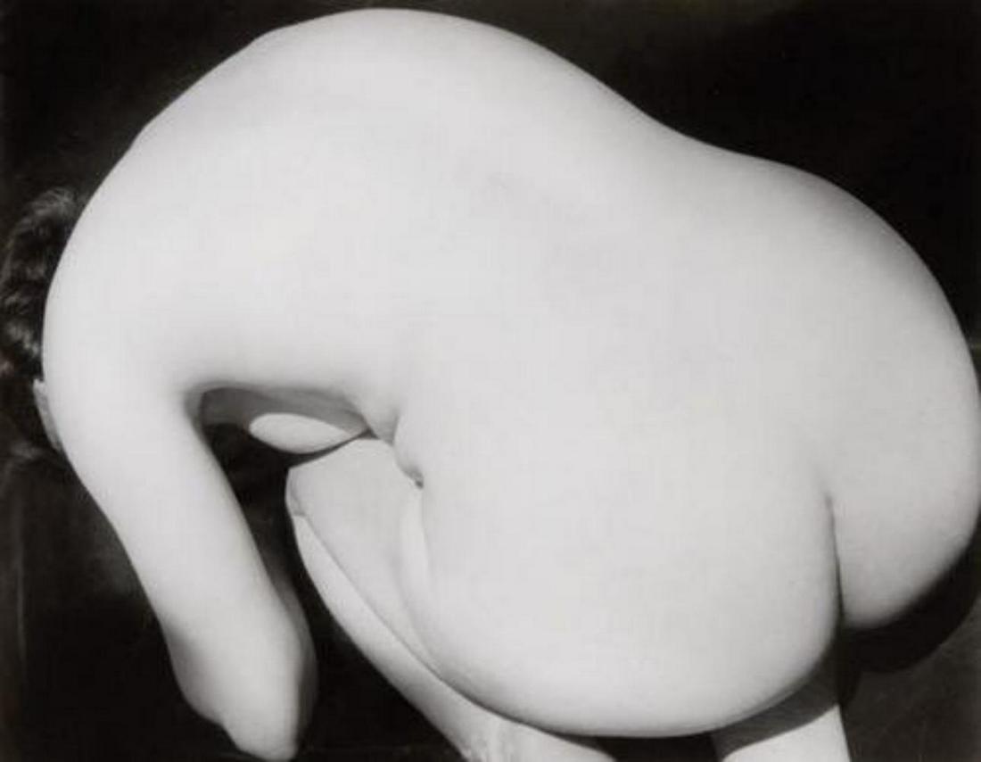 IMOGEN CUNNINGHAM Nude Woman, Photo Gravure, 1936: Photographer: Imogen Cunningham (American, 1883 - 1976). Famous for her nudes, botanical depictions, industrial images and portraits, Imogene Cunningham was one of the most prolific and important arti