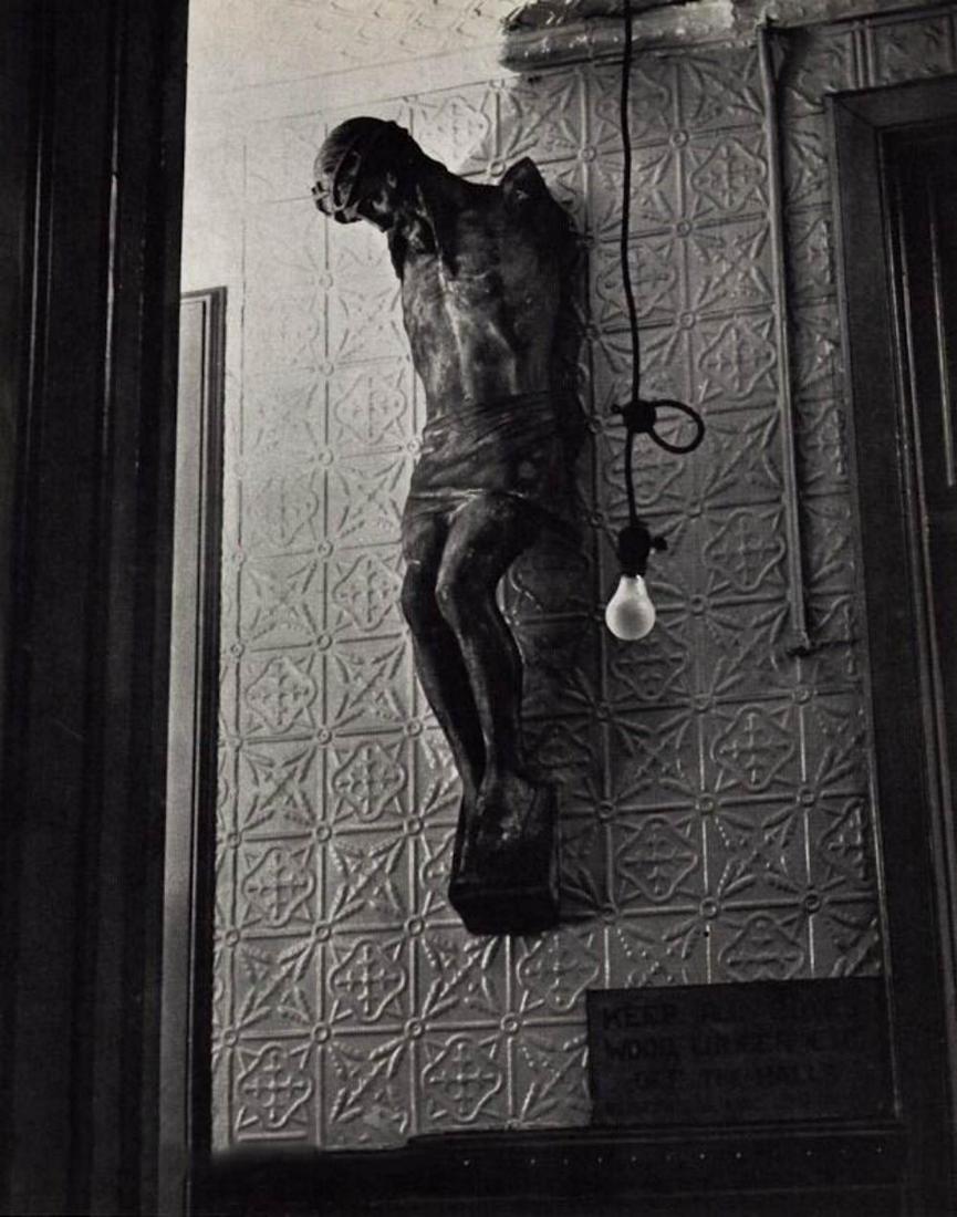 ANDRE KERTESZ, 1947 CORRIDOR CHURCH New York (1 of 1)