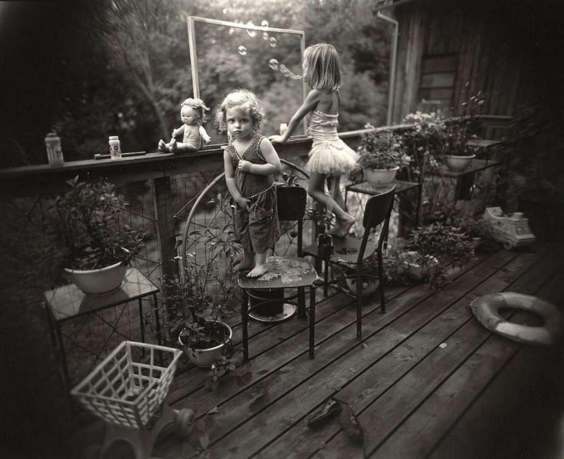 Sally Mann, Blowing bubbles , 1987: Photographer: Sally Mann is an American photographer, widely known for her large-format, black-and-white photographs—at first of her young children, then later of landscapes suggesting decay and dea