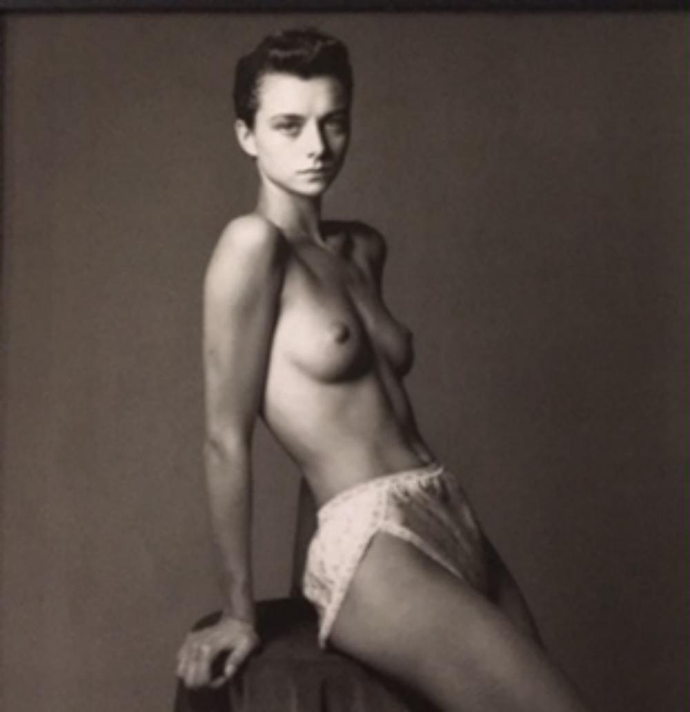 Jeanloup Sieff, Isabelle Paris 1987: Photographer: Jeanloup Sieff (French, 1933 - 2000) - French photographer critically acclaimed for his portraits, landscapes, nude studies and fashion imagery. He often made use of a wide angle lens, i