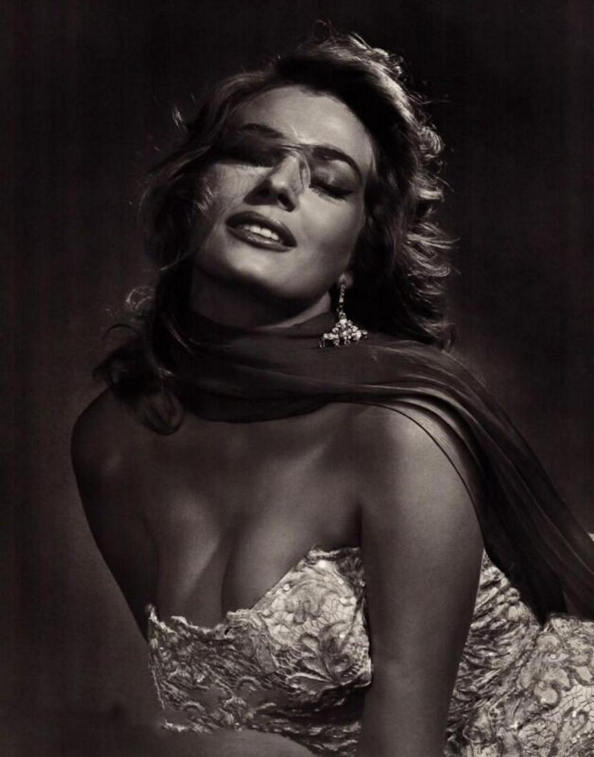 YOUSUF KARSH, ANITA EKBERG, 1956: Photographer: Yousuf Karsh (Armenian born Canadian, 1908 - 2002) - Internationally renowned Canadian photographer best known for iconic portraits of historical figures including world leaders, artists