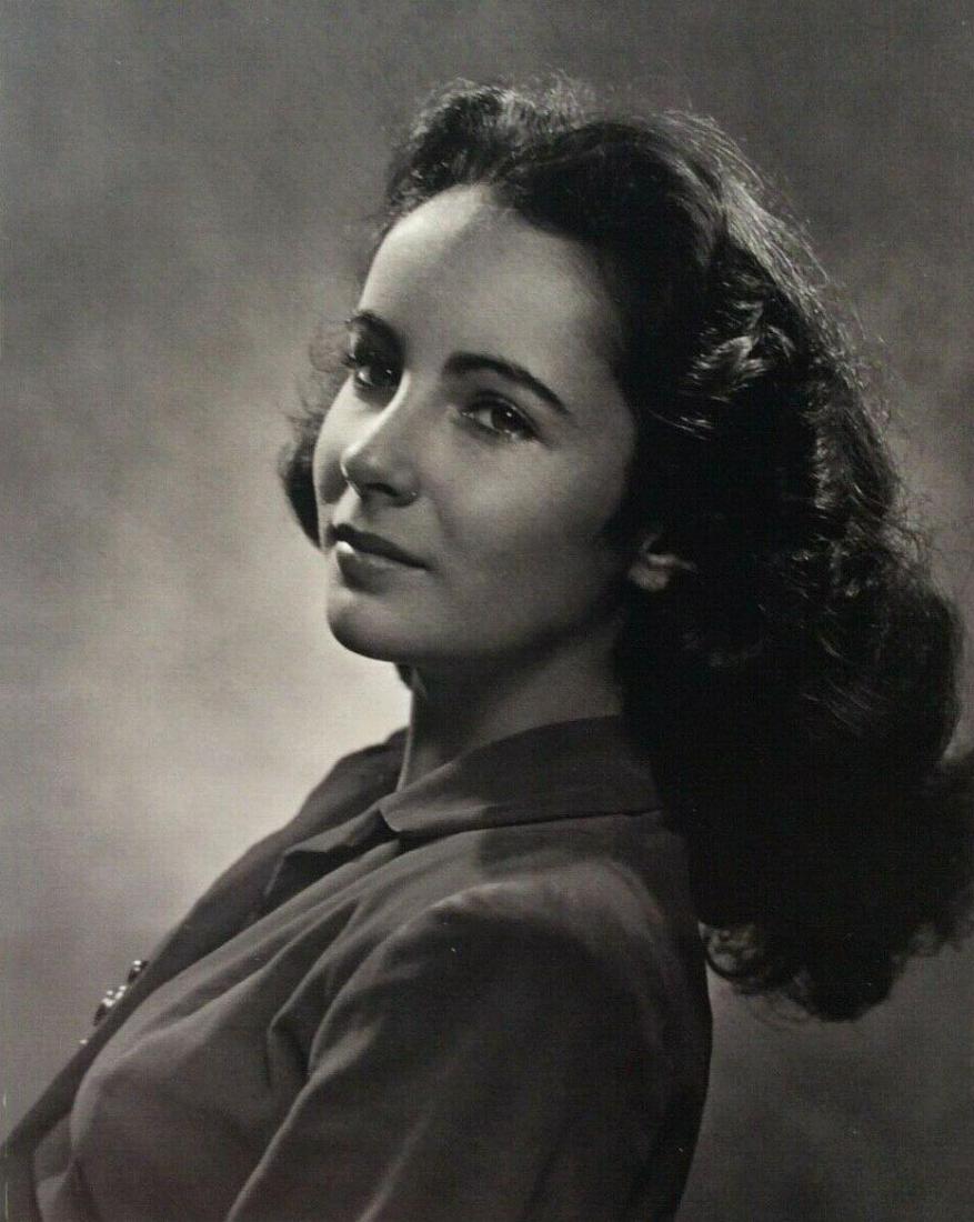 Yousuf Karsh - ELIZABETH TAYLOR, 1946 (1 of 1)