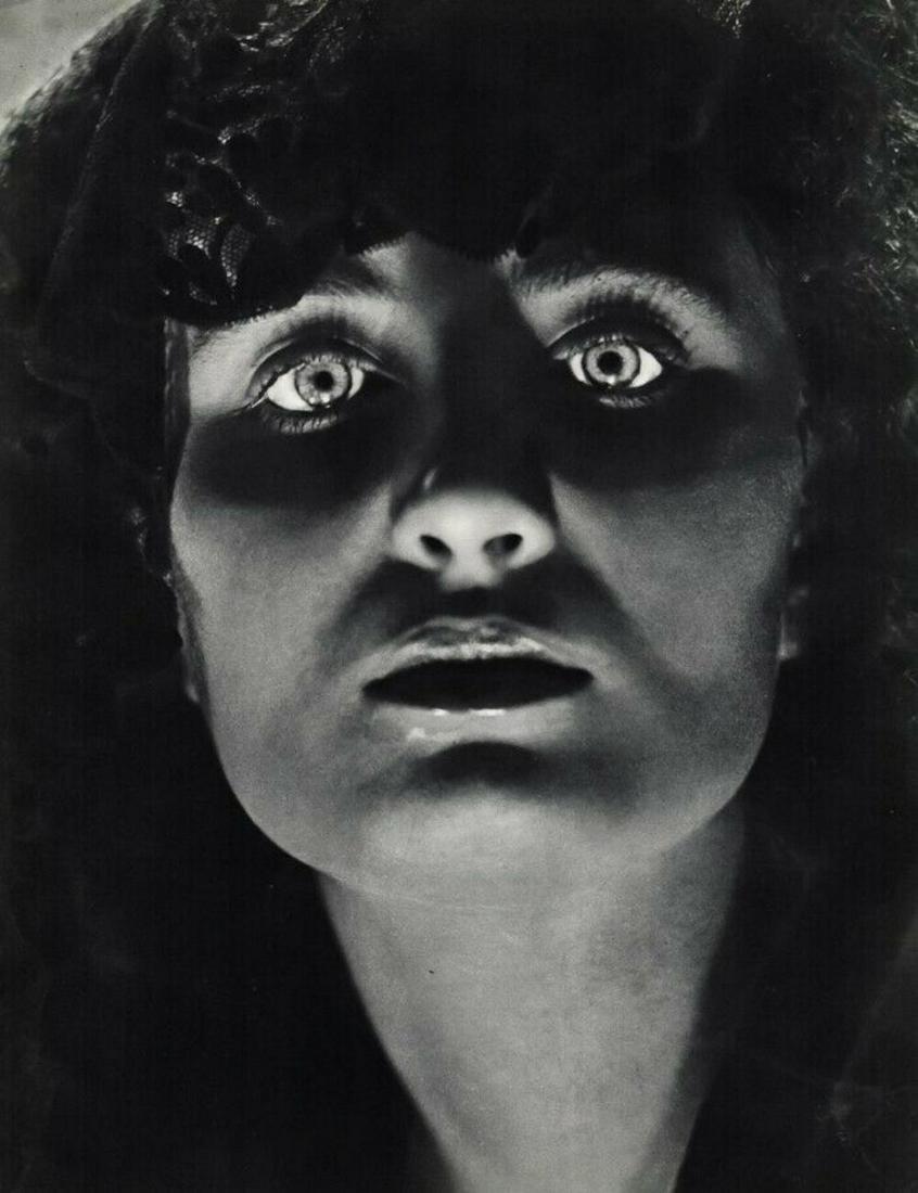 Philippe Halsman, Dramatic Woman Eye Portrait, 1939: Photographer: Philippe Halsman (Lativia born, American 1906 -1979) - internationally renowned portrait and fashion photographer, one of the most important and influential photographers from the 1940s