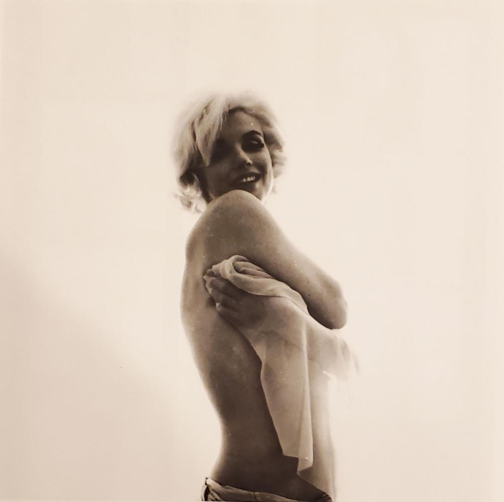 Bert Stern "Marilyn Monroe The Last Sitting - 1962": Photographer: Bert Stern: Bert Stern, the famous commercial and fashion photographer of the 60s, was the last to be granted a sitting by Marilyn Monroe six weeks before her tragic death. The three-day