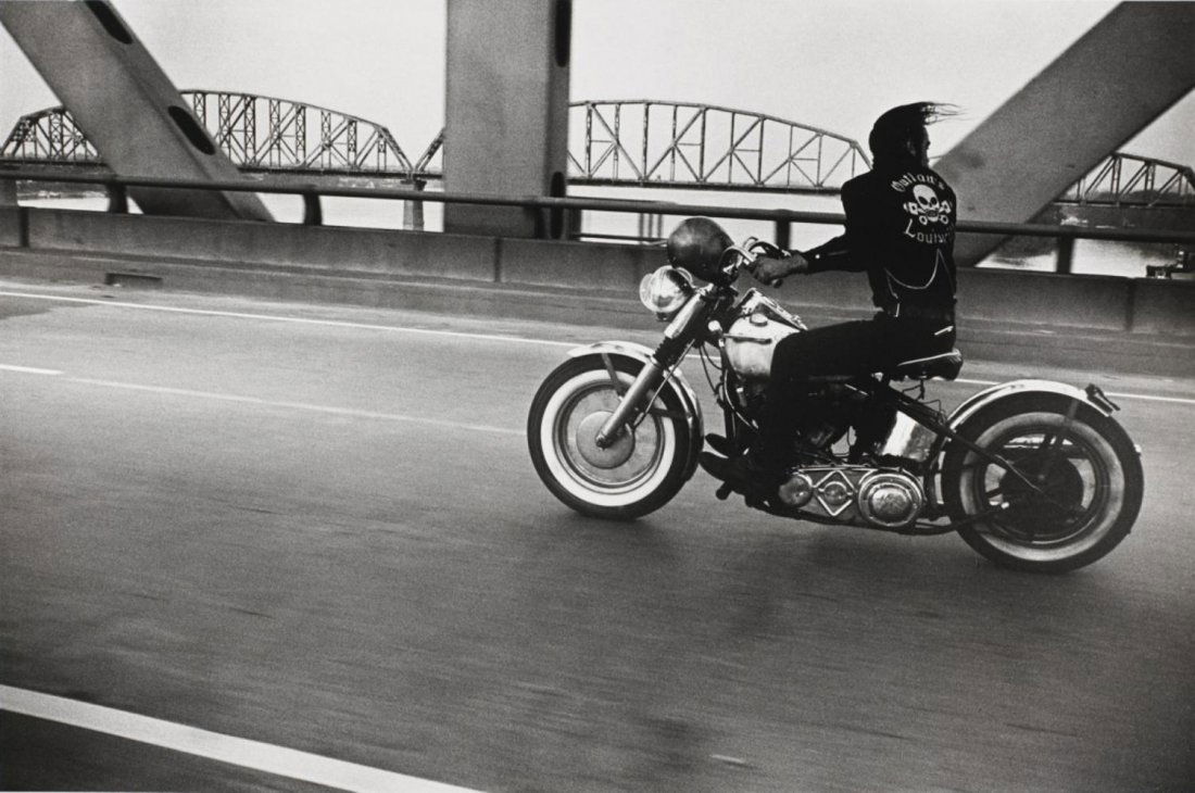 Danny Lyon, Crossing the Ohio, Louisville, 1966 (1 of 1)