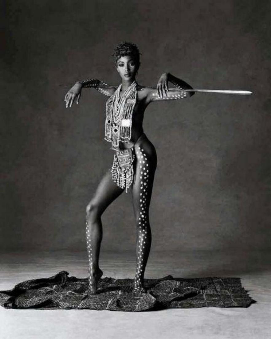 Patrick Demarchelier, Naomi Campbell, 1991: Photographer: PATRICK DEMARCHELIER: internationally renowned fashion and portrait photographer known for his ability to represent the true personalities of his subjects. He discovered his passion at 1