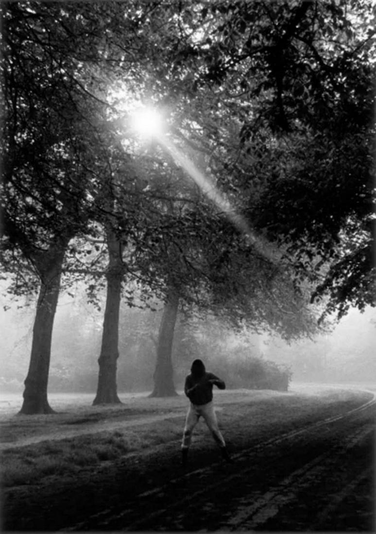 Gordon Parks, Muhammad Ali Trains in Hyde Park, London, 1966 (1 of 1)