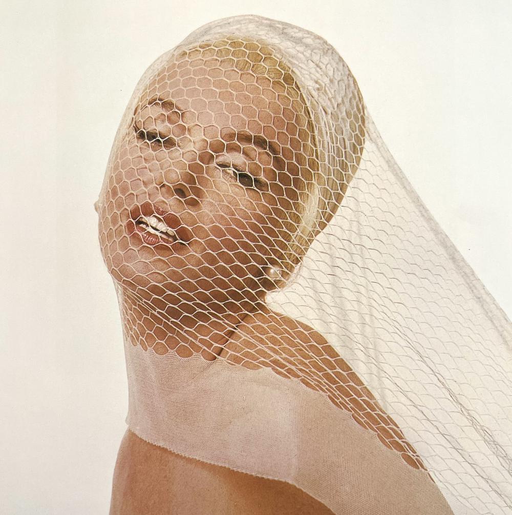 Bert Stern "Marilyn Monroe The Last Sitting - 1962": Photographer: Bert Stern: Bert Stern, the famous commercial and fashion photographer of the 60s, was the last to be granted a sitting by Marilyn Monroe six weeks before her tragic death. The three-day