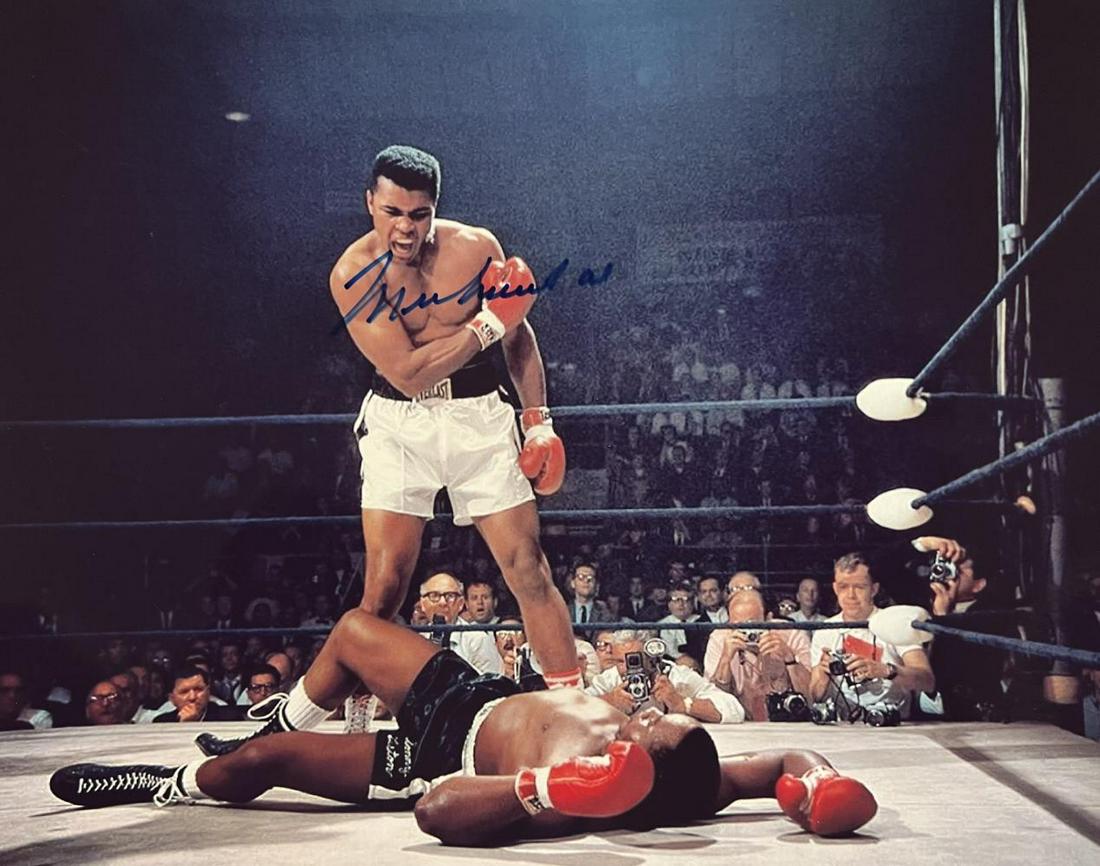 Muhammad Ali, Autographed 8x10 photo, WITH COA (1 of 1)