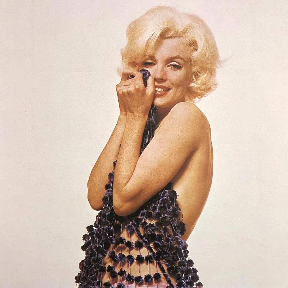 Bert Stern "Marilyn Monroe The Last Sitting - 1962": Photographer: Bert Stern: Bert Stern, the famous commercial and fashion photographer of the 60s, was the last to be granted a sitting by Marilyn Monroe six weeks before her tragic death. The three-day