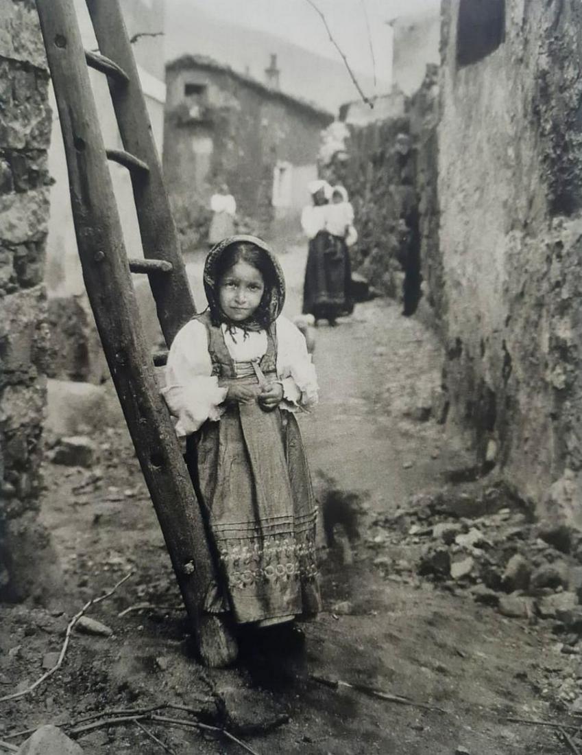 August Sander, Farm Girl, Sardina, 1927 (1 of 1)