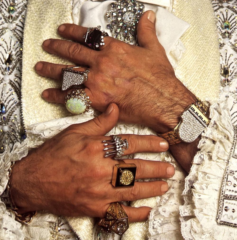 Annie Leibovitz, Liberace And Scott Thorson, Las Vegas, 1981: Photographer: Annie Leibovitz October 2, 1949. Anna-Lou "Annie" Leibovitz is an American portrait photographer. She is best known for her engaging portraits, particularly of celebrities, which often f