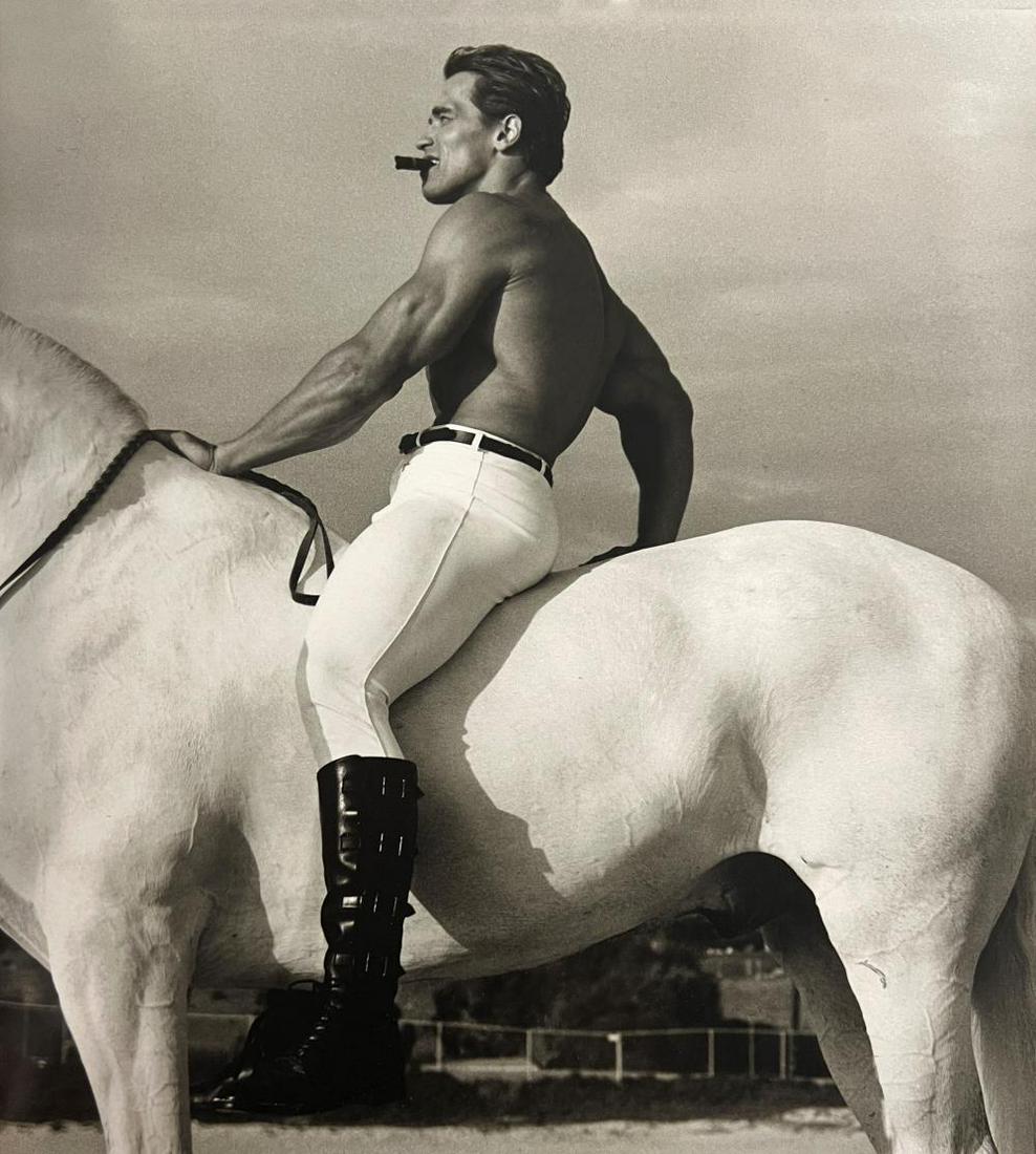 Annie Leibovitz, Arnold Schwarzenegger, Malibu, California, 1988: Photographer: Annie Leibovitz October 2, 1949. Anna-Lou "Annie" Leibovitz is an American portrait photographer. She is best known for her engaging portraits, particularly of celebrities, which often f