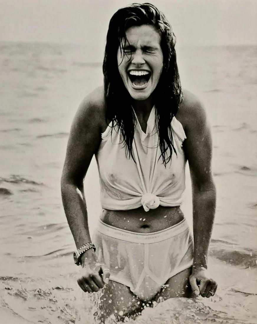 HERB RITTS, Julia Roberts, Malibu, 1990 (1 of 1)