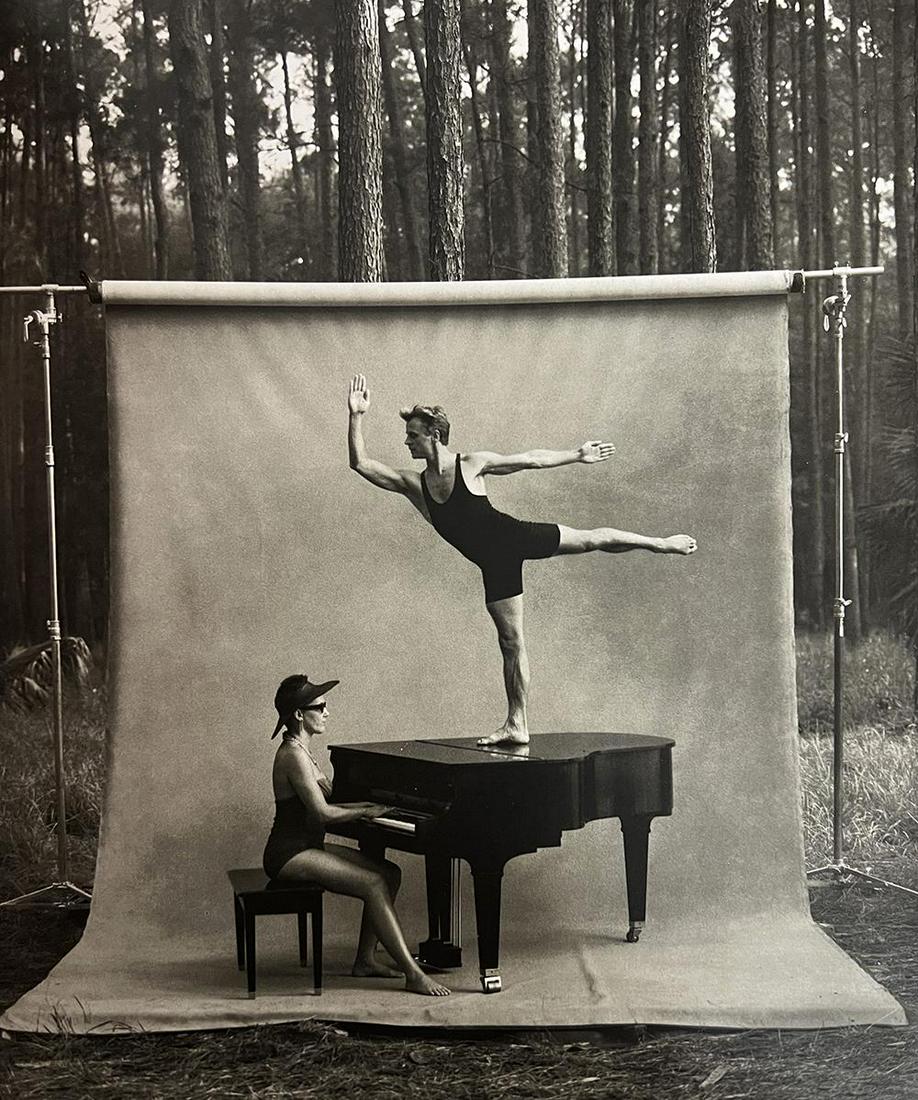 Annie Leibovitz, Mikhail Baryshnikov, Florida, 1990: Photographer: Annie Leibovitz October 2, 1949. Anna-Lou "Annie" Leibovitz is an American portrait photographer. She is best known for her engaging portraits, particularly of celebrities, which often f