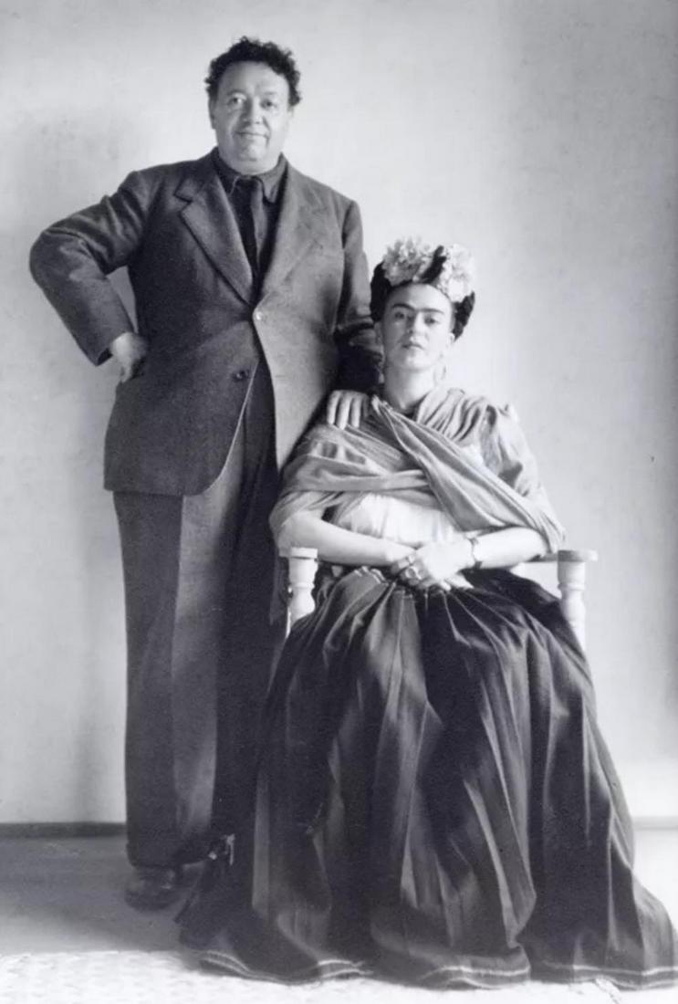 Nickolas Muray, Frida and Diego, 1931-2-11x8: Subject: Frida Kahlo Subject/Title- Frida Kahlo Photos Type Of Print: Authentic Vintage Sheet Fed Photogravure/Heliogravure Date Of Print: 2021 Publisher: Taschen GmbH Paper: Medium weight, clay coat
