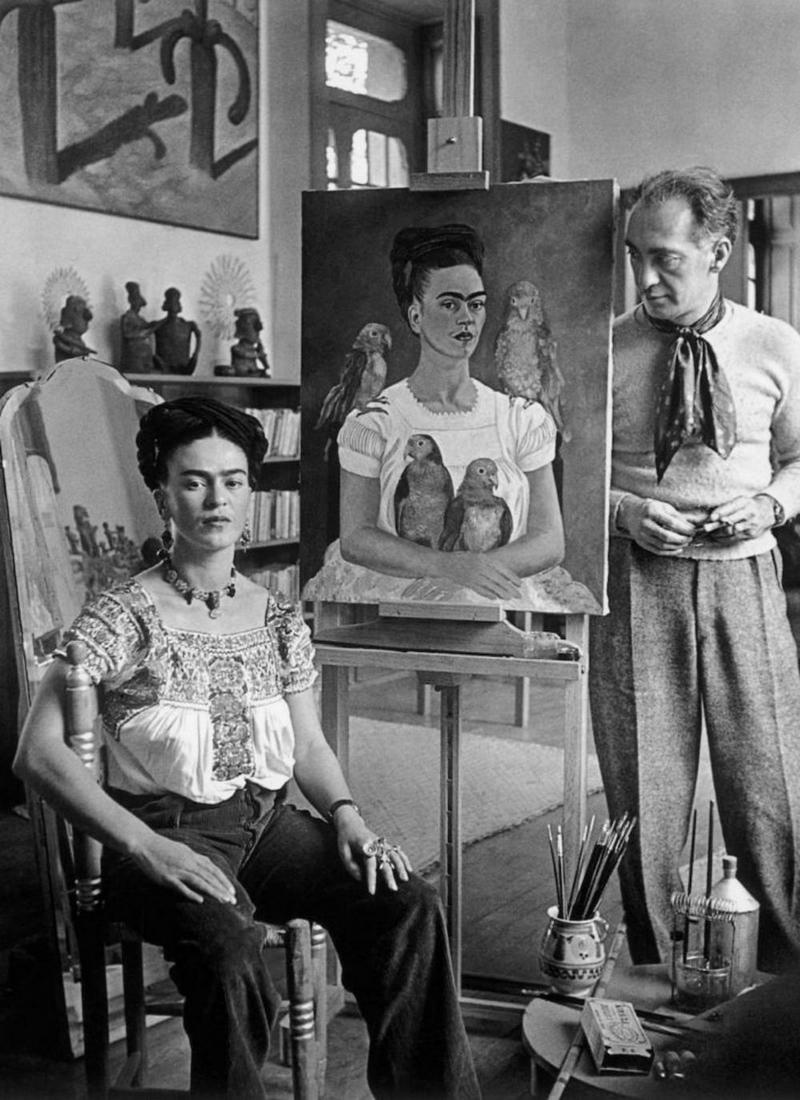 Nickolas Muray, Frida Kahlo in her studio, 1941: Subject: Frida Kahlo Subject/Title- Frida Kahlo Photos Type Of Print: Authentic Vintage Sheet Fed Photogravure/Heliogravure Date Of Print: 2021 Publisher: Taschen GmbH Paper: Medium weight, clay coat