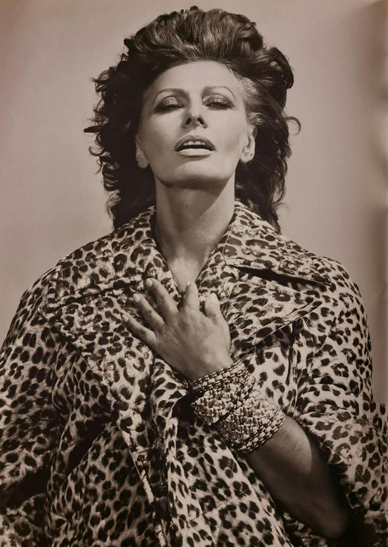 Michel Compte, Sophia Lauren, Italian Vogue, 1994: Photographer: Michel Comte (born 19 February 1954) is a Swiss artist, filmmaker, fashion and portrait photographer. Subject/Title: Frida Kahlo Date Of Negative: 1994 Type Of Print: Sheet Fed Photograv