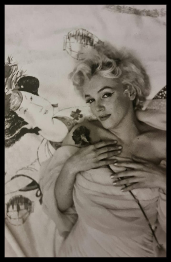 Cecil Beaton, Marilyn Monroe at the Ambassador Hotel, 1956: Photographer: Cecil Beaton Subject/Title: Marilyn Monroe at the Ambassador Hotel Date Of Negative: 1939 Type Of Print: Sheet Fed Photogravure/Heliogravure Date Of Print: 2000 Publisher: teNeues Paper: