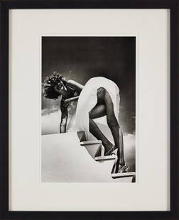 Helmut Newton, ST Jean Cap Ferrat,1978: Helmut Newton, ST Jean Cap Ferrat,1978 Original Hand Signed (pencil) by Helmut Newton lower right corner Photo from the special collection series, almost 50 years old! Titled and dated on the verso Im