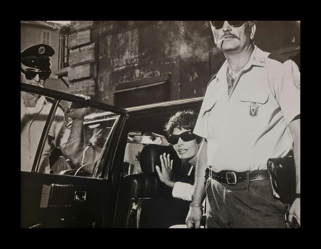 Michel Compte, Sophia Lauren: Photographer: Michel Comte (born 19 February 1954) is a Swiss artist, filmmaker, fashion and portrait photographer. Subject/Title: Frida Kahlo Date Of Negative: 1994 Type Of Print: Sheet Fed Photograv